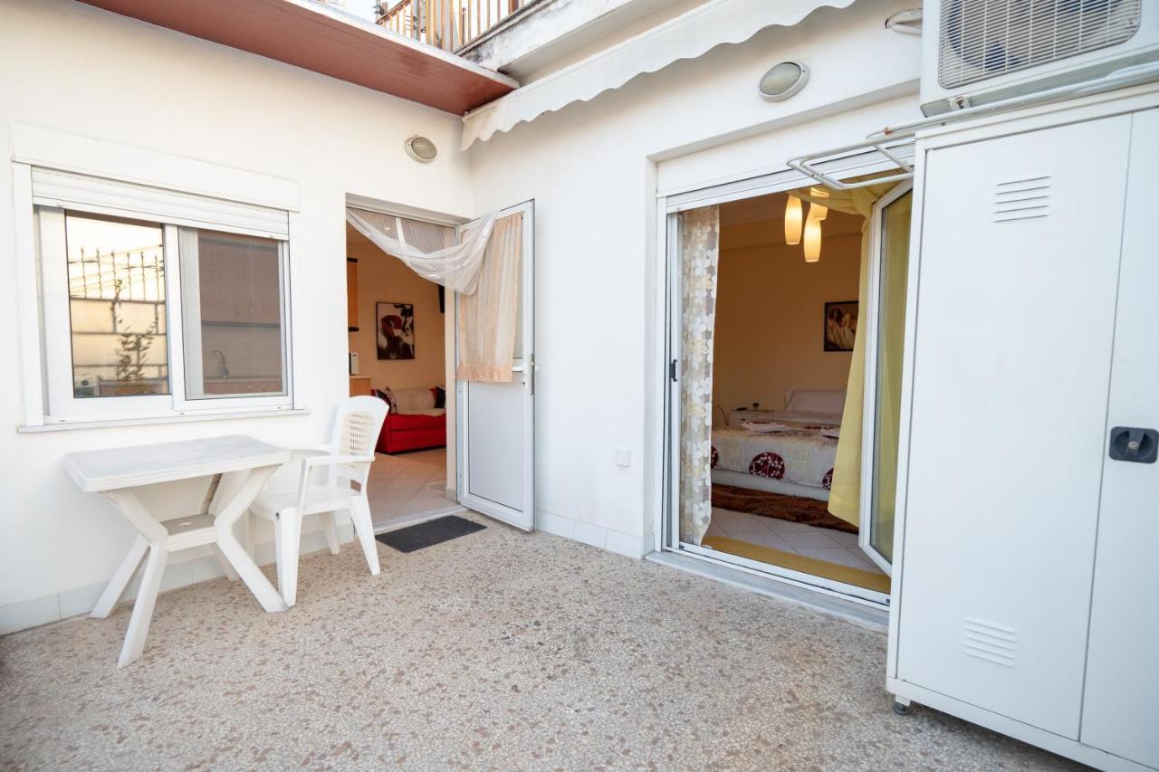 Attica Train Station 1 Bedroom 4 Pers Apartment Ateny Zewnętrze zdjęcie